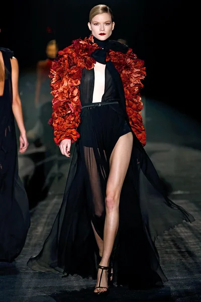 Look 43